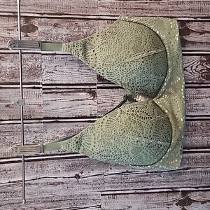 Body by Victoria Lightly Lined Plunge Bra
